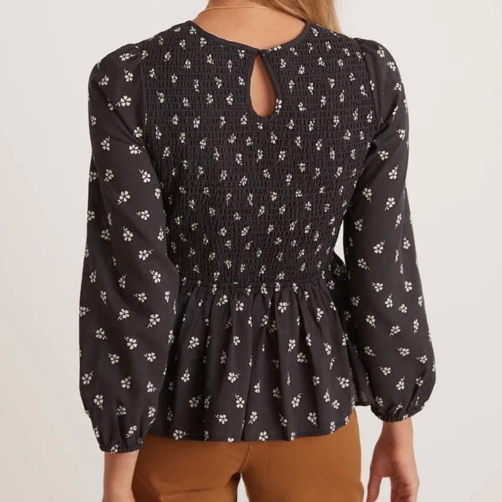 Marine Layer Gabrielle Floral Smocked Long
Sleeve Top XS NWT - Picture 3 of 12